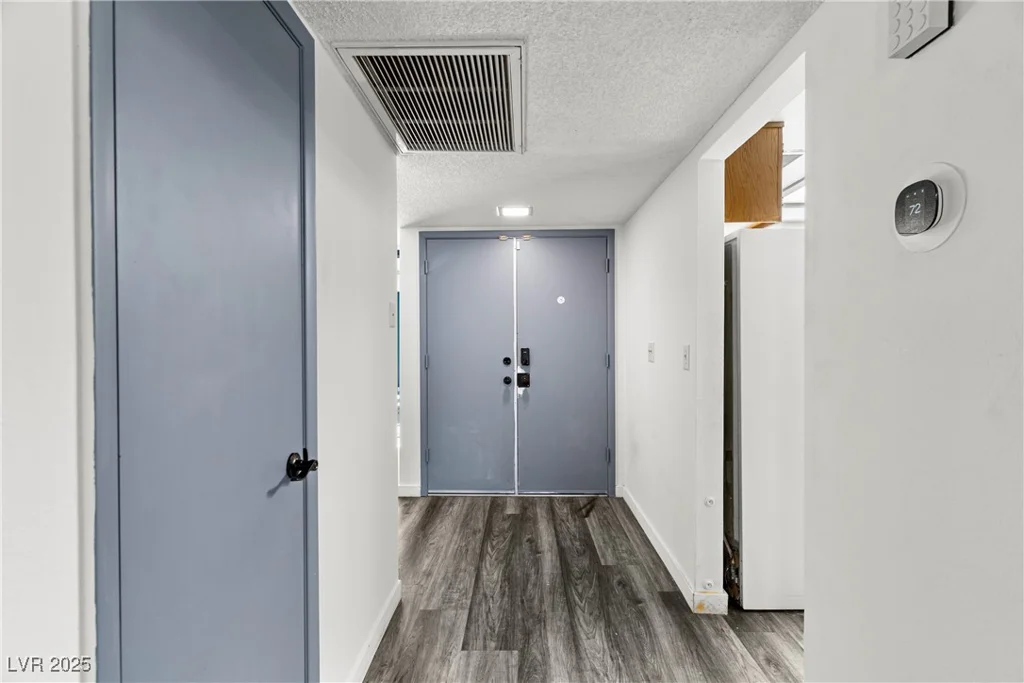 4533 Madreperla, Las Vegas, NV 89121