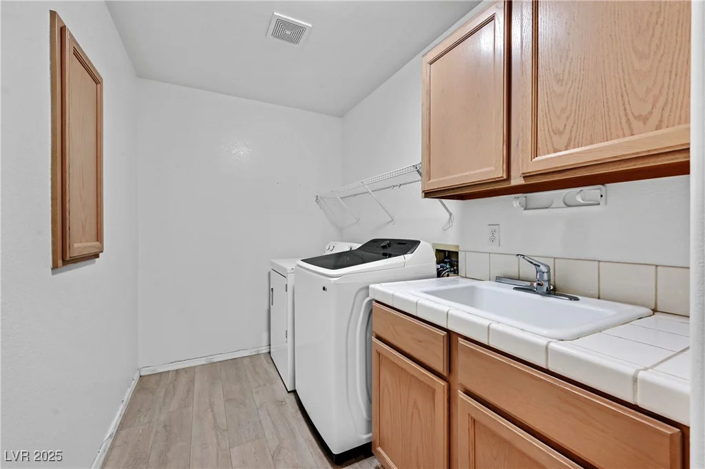8229 Sedona Sunrise, Las Vegas, NV 89128
