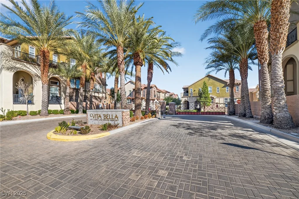 6 Via Vita Bella, Henderson, NV 89011