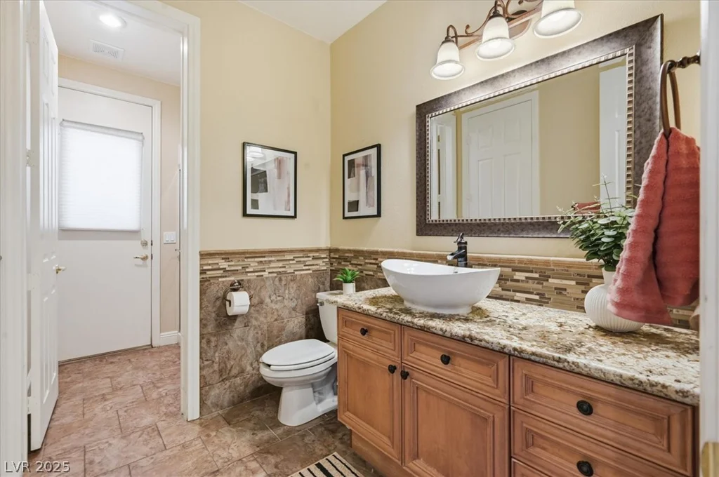 1813 Country Meadows, Henderson, NV 89012