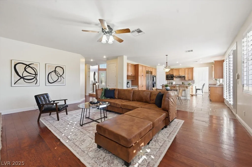 1813 Country Meadows, Henderson, NV 89012