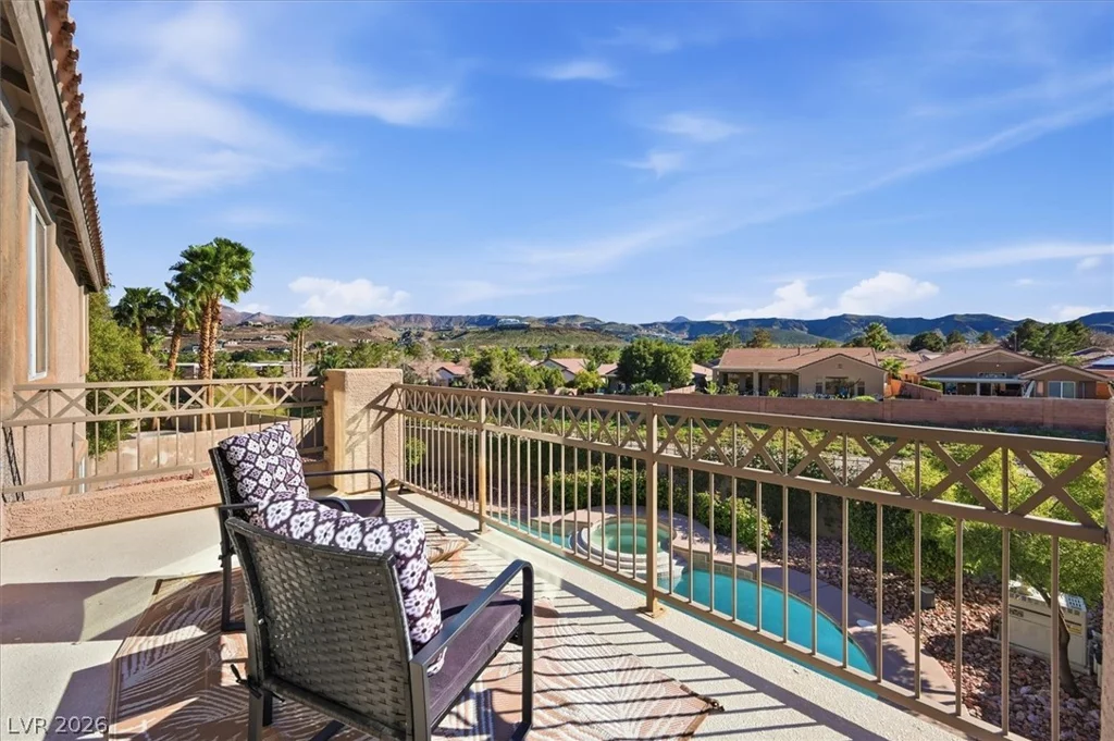 1813 Country Meadows, Henderson, NV 89012