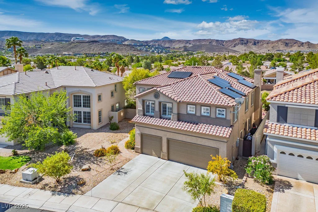 1813 Country Meadows, Henderson, NV 89012