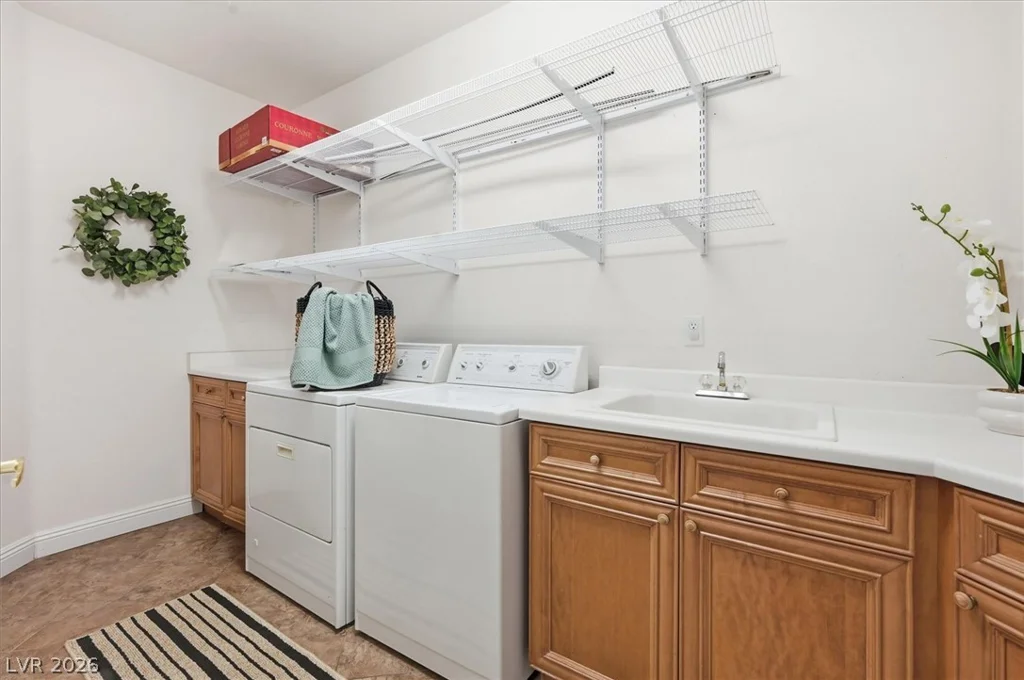 1813 Country Meadows, Henderson, NV 89012