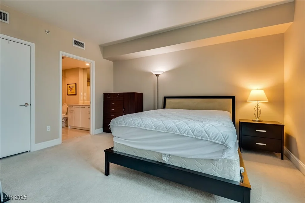 322 Karen, Las Vegas, NV 89109