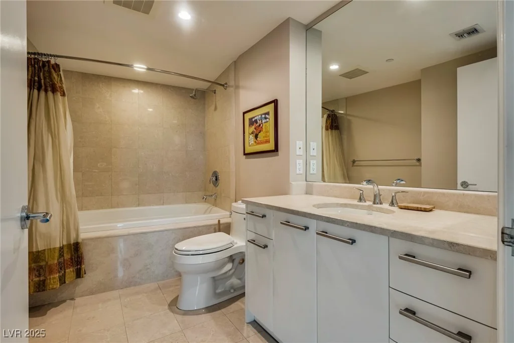 322 Karen, Las Vegas, NV 89109