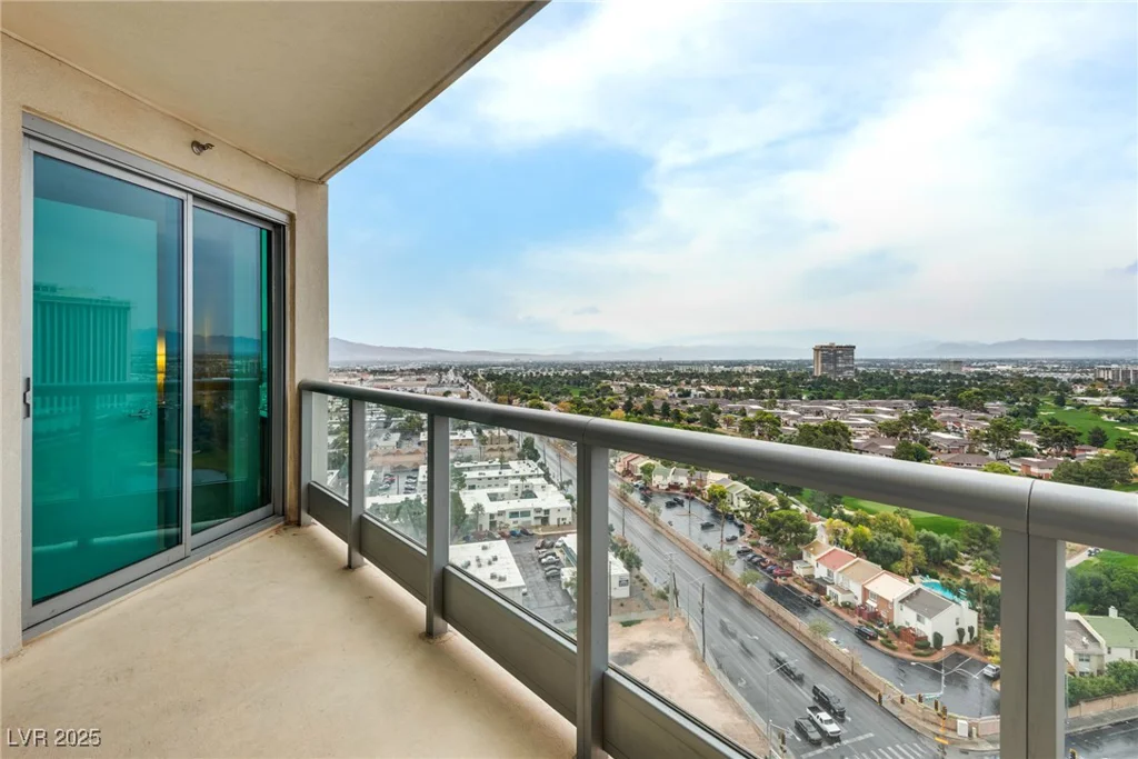 322 Karen, Las Vegas, NV 89109