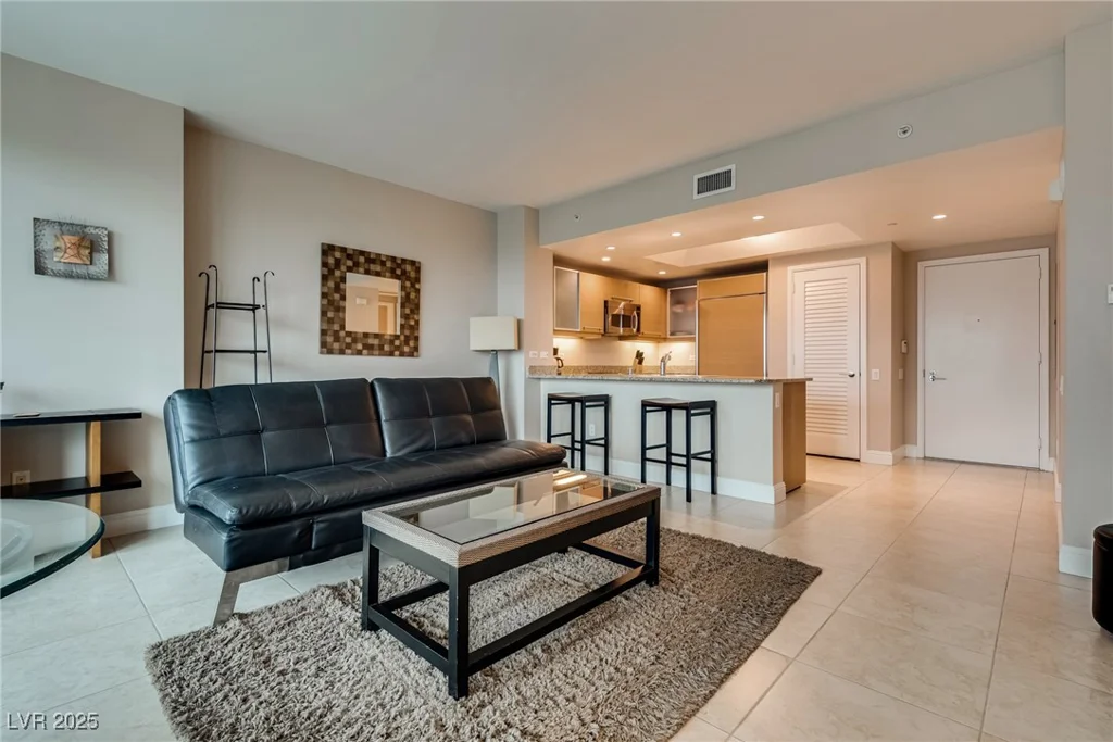 322 Karen, Las Vegas, NV 89109
