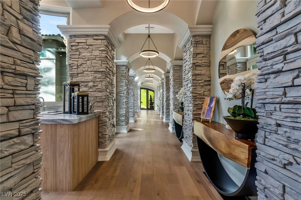 5 Wood Creek, Las Vegas, NV 89141