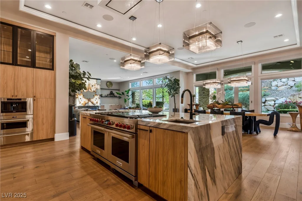 5 Wood Creek, Las Vegas, NV 89141