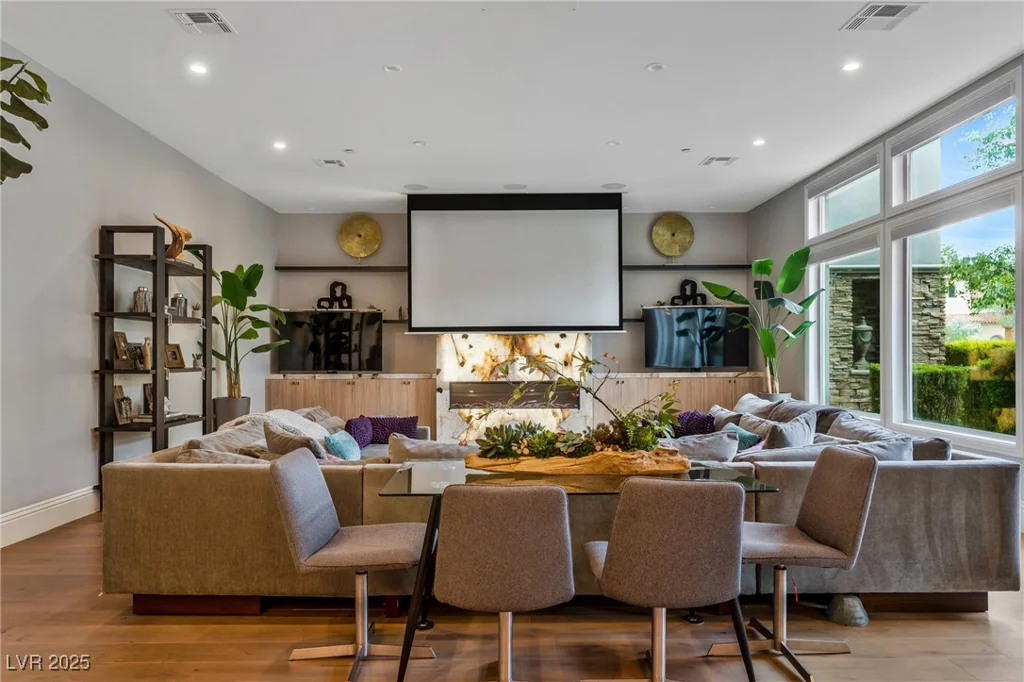 5 Wood Creek, Las Vegas, NV 89141