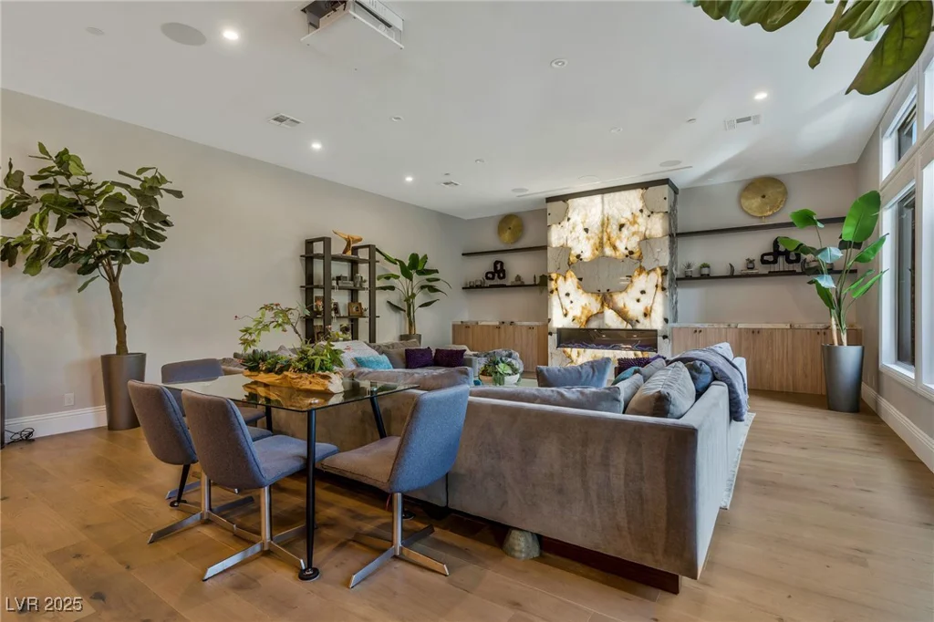 5 Wood Creek, Las Vegas, NV 89141