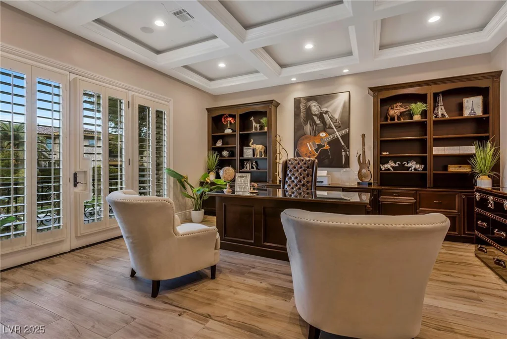 5 Wood Creek, Las Vegas, NV 89141