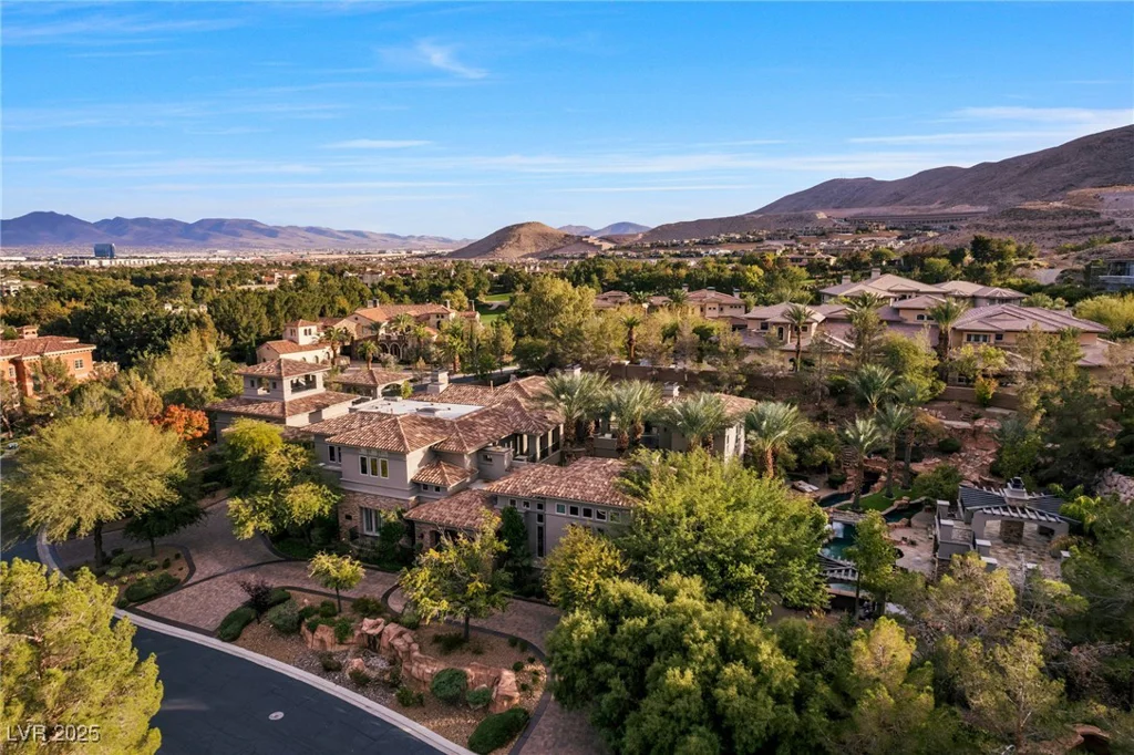 5 Wood Creek, Las Vegas, NV 89141