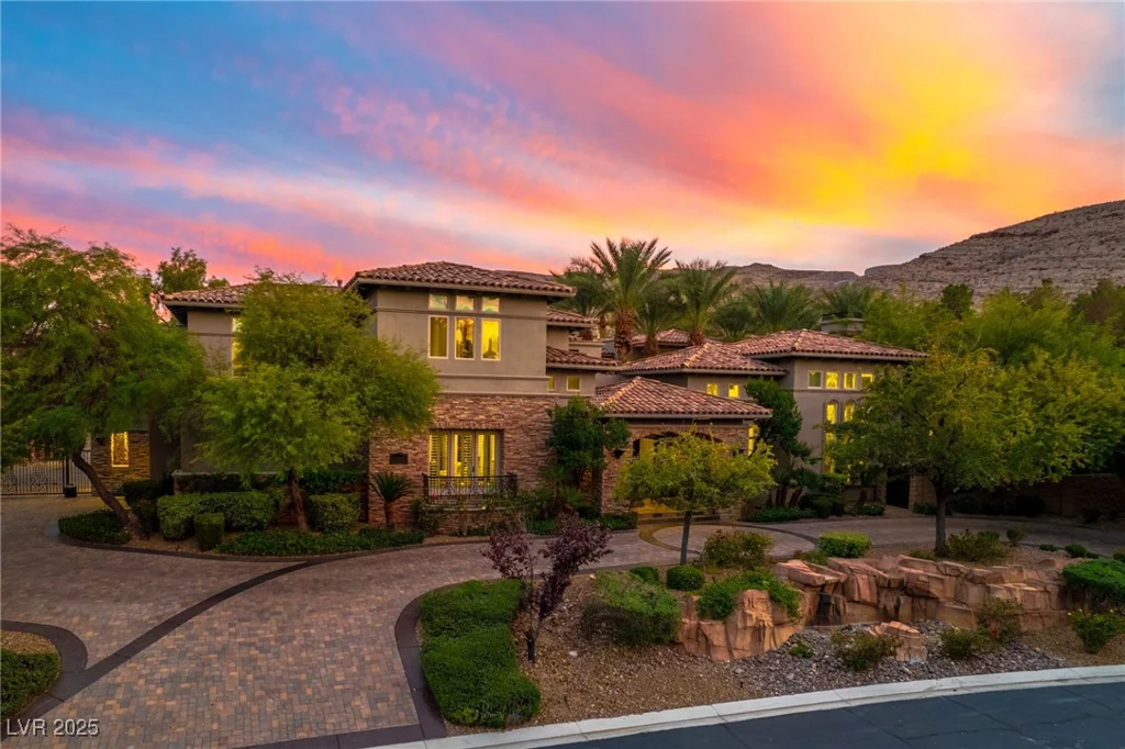 5 Wood Creek, Las Vegas, NV 89141