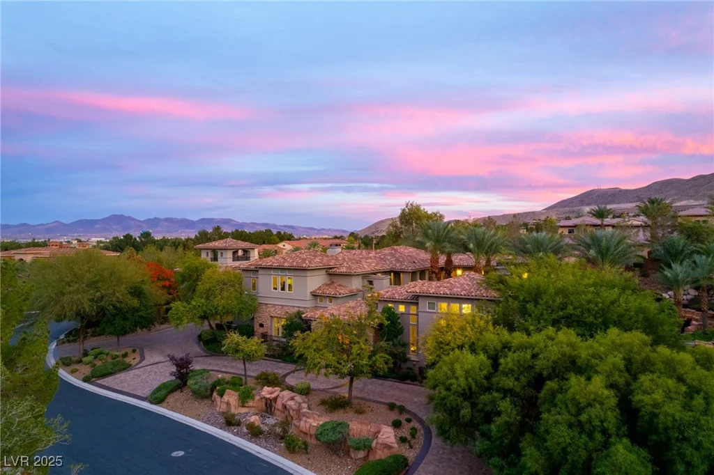 5 Wood Creek, Las Vegas, NV 89141