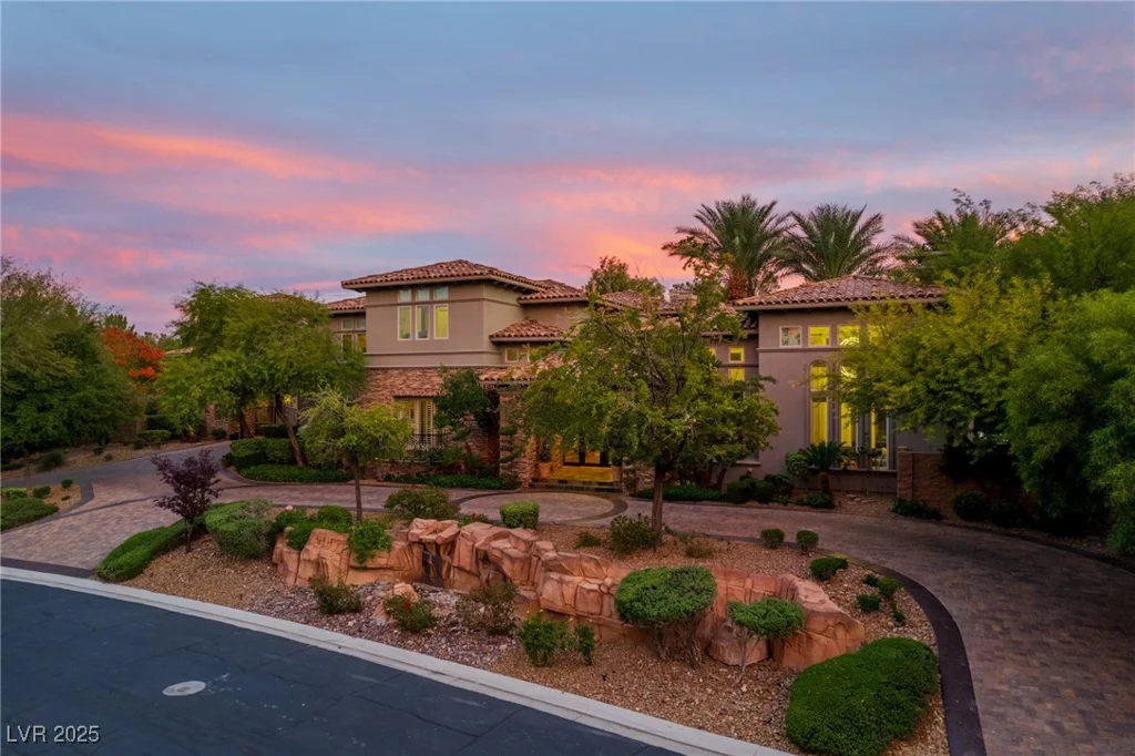 5 Wood Creek, Las Vegas, NV 89141