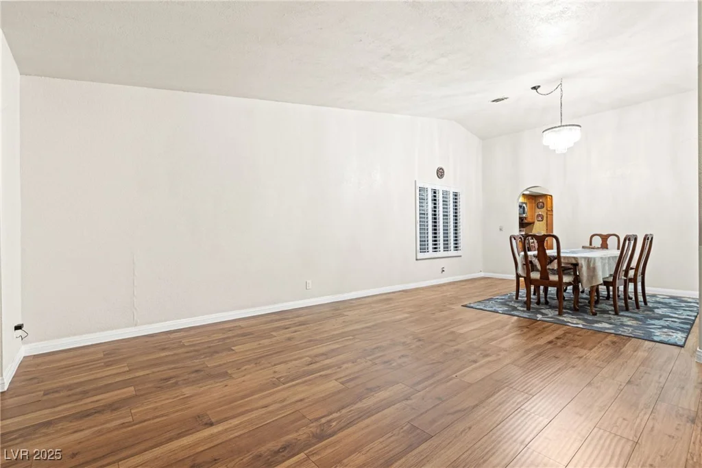 7530 Demona, Las Vegas, NV 89123