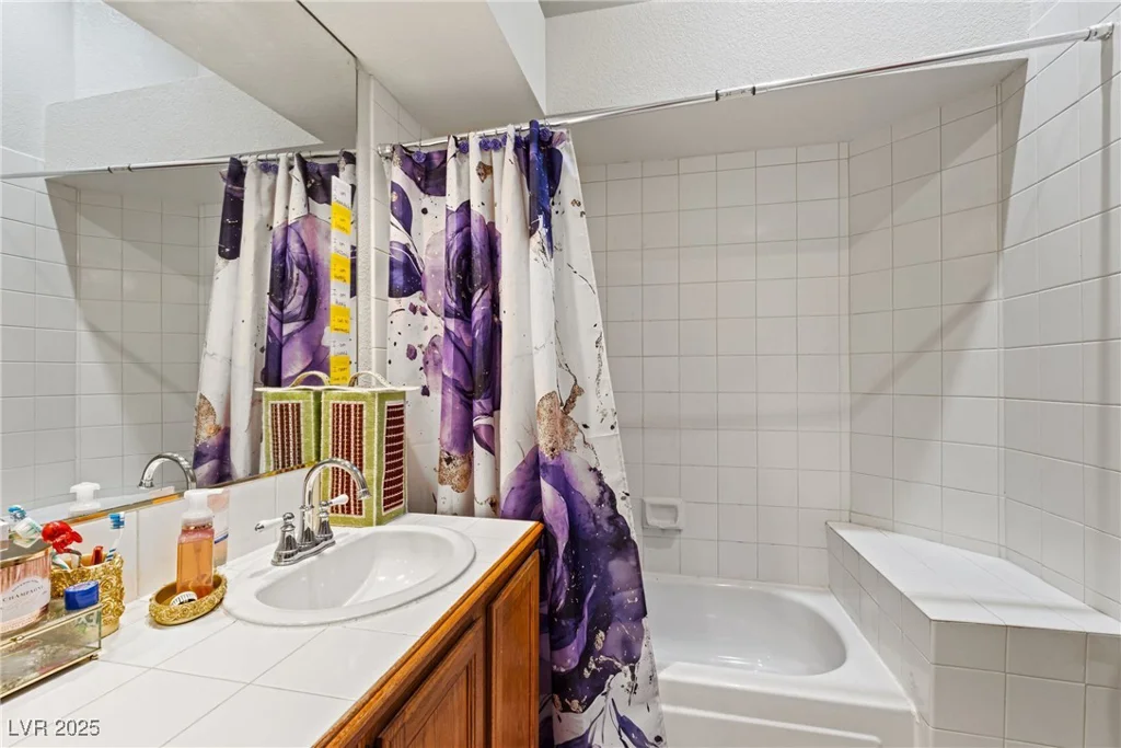 7530 Demona, Las Vegas, NV 89123