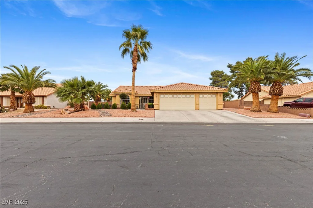 7530 Demona, Las Vegas, NV 89123
