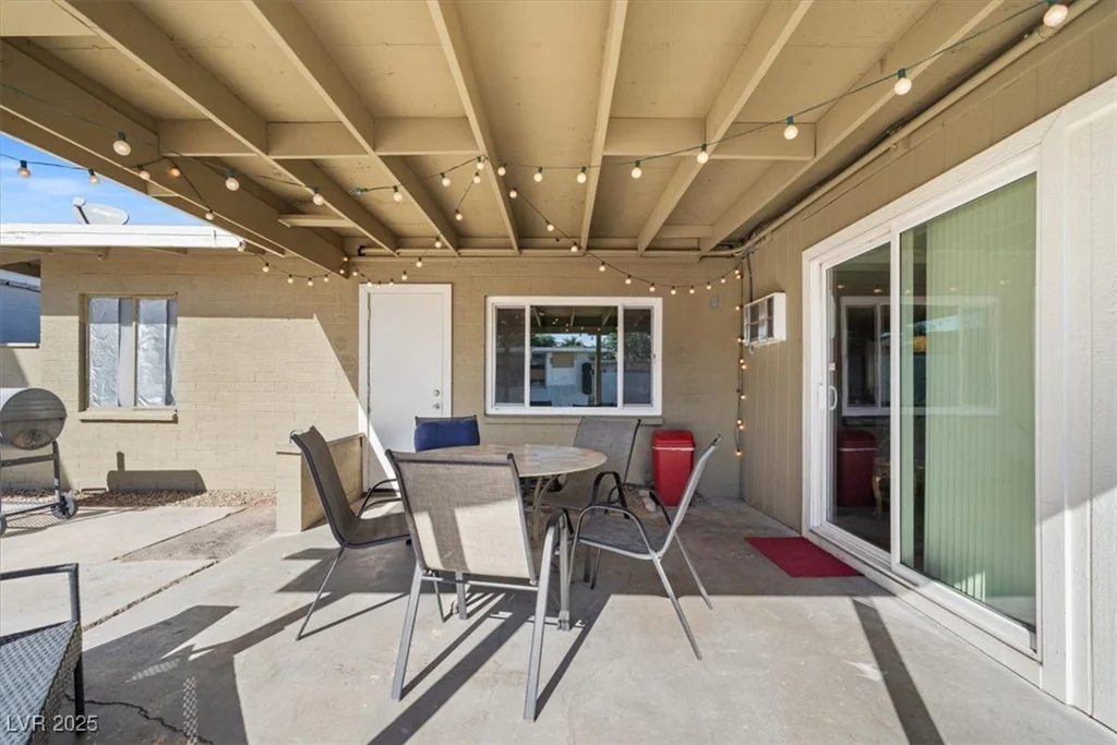 1800 Walnut, Las Vegas, NV 89101