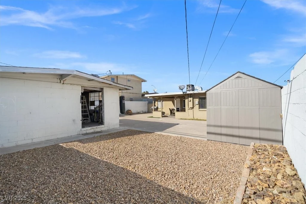 1800 Walnut, Las Vegas, NV 89101