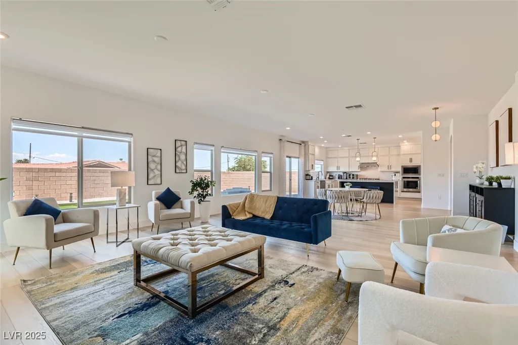 6682 Zorya Rise, Las Vegas, NV 89139