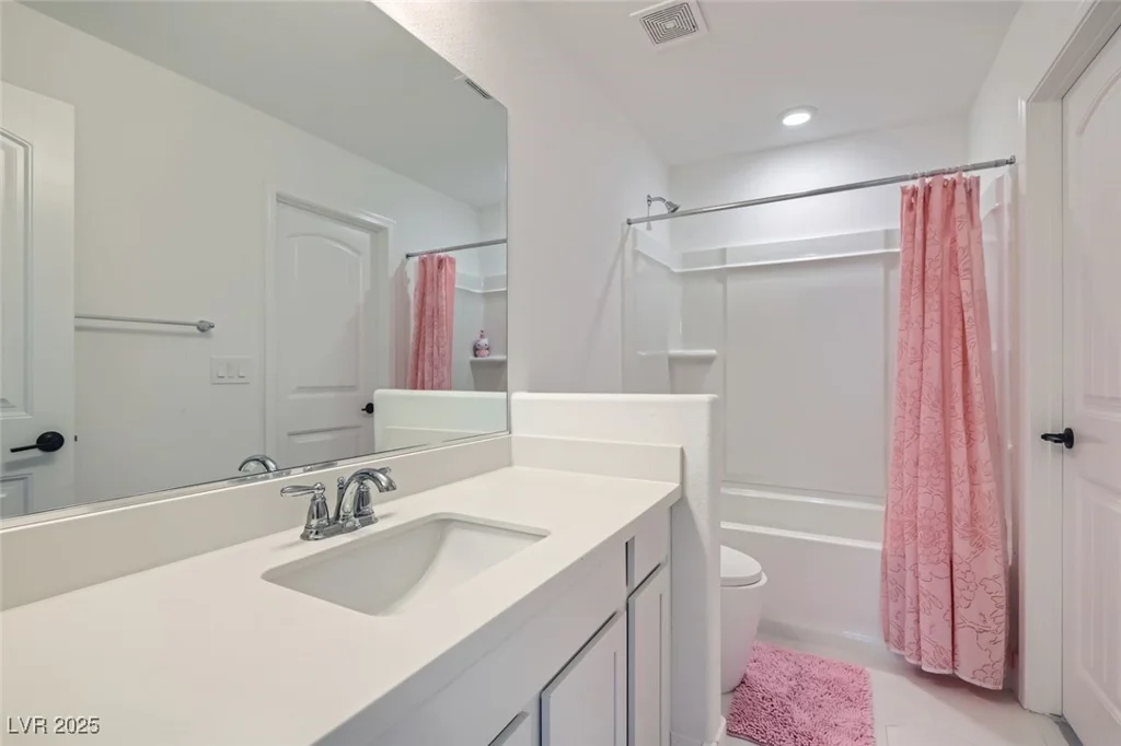 6682 Zorya Rise, Las Vegas, NV 89139