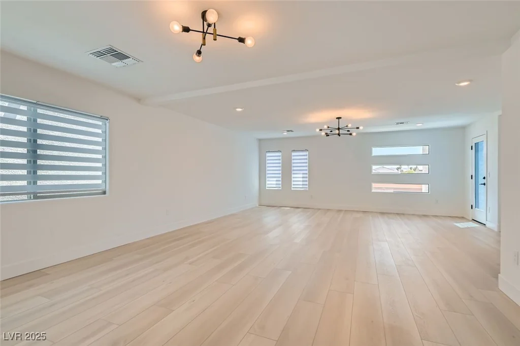 6682 Zorya Rise, Las Vegas, NV 89139