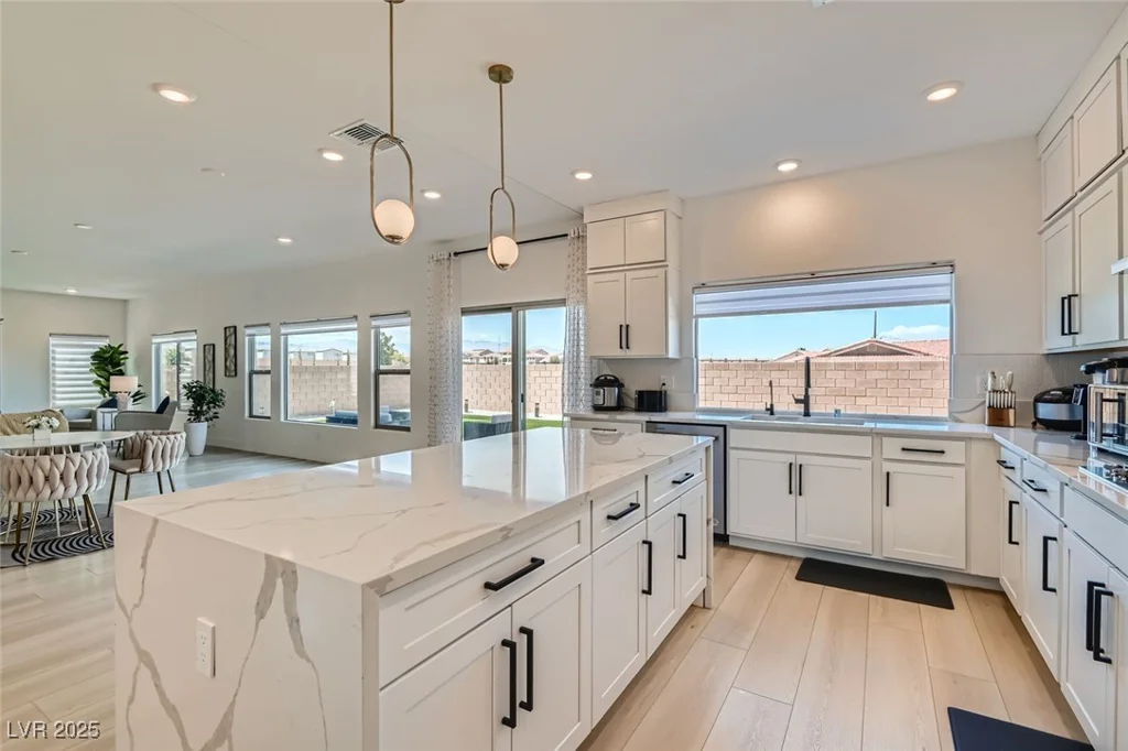 6682 Zorya Rise, Las Vegas, NV 89139