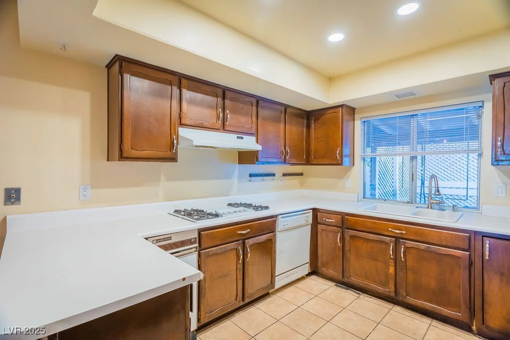5039 Mesa View, Las Vegas, NV 89120