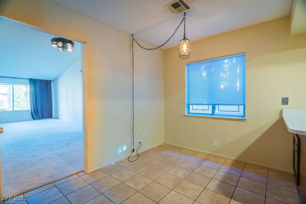 5039 Mesa View, Las Vegas, NV 89120