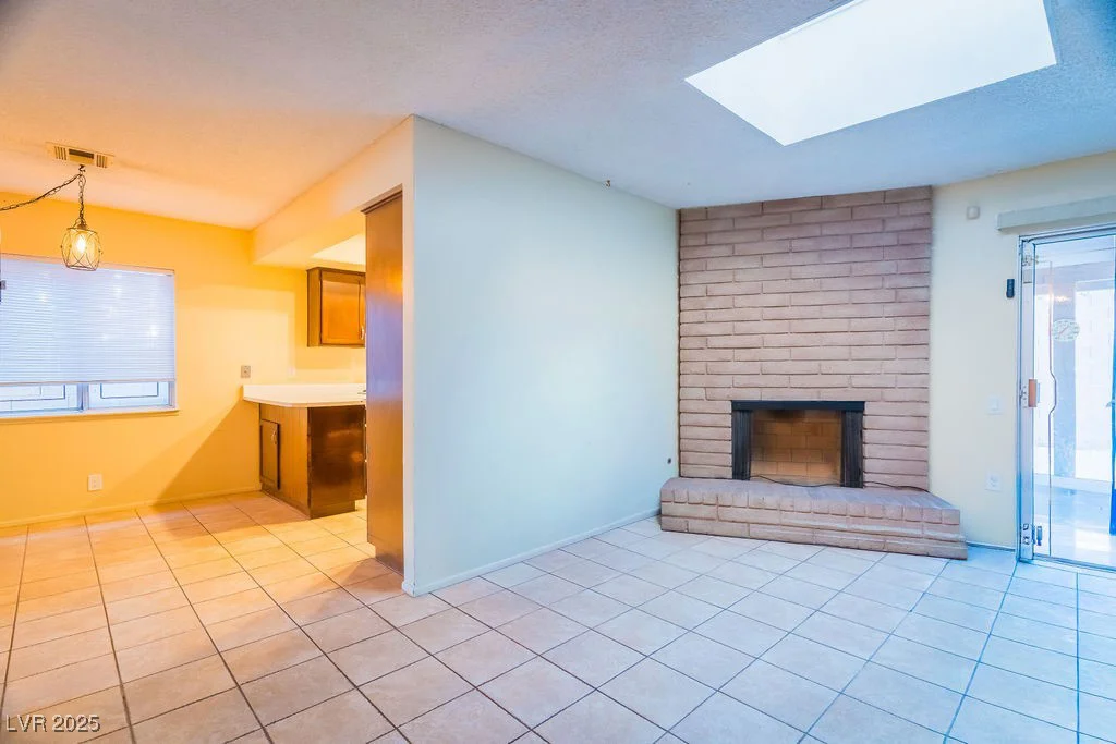 5039 Mesa View, Las Vegas, NV 89120