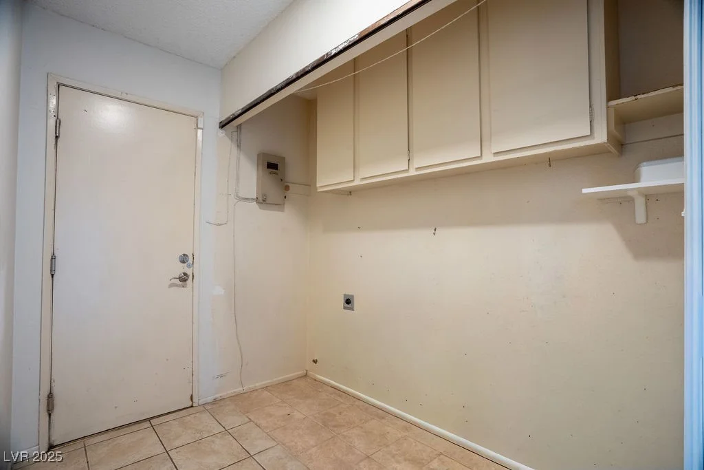 5039 Mesa View, Las Vegas, NV 89120