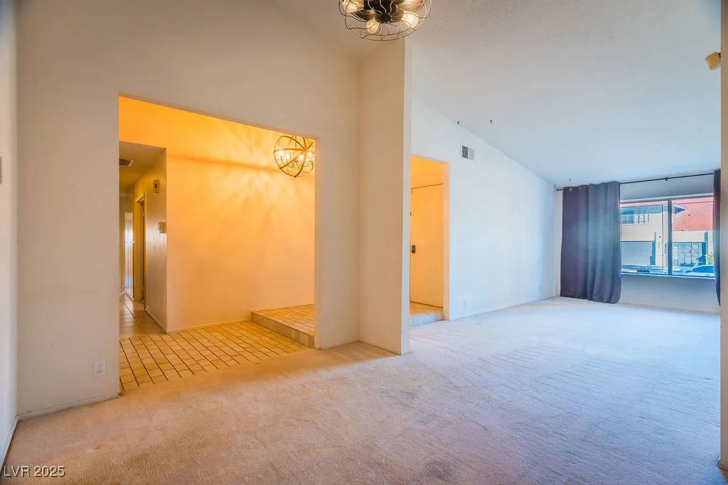 5039 Mesa View, Las Vegas, NV 89120
