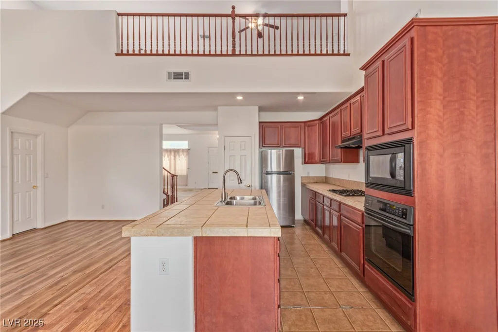 7820 Lonesome Harbor, Las Vegas, NV 89131