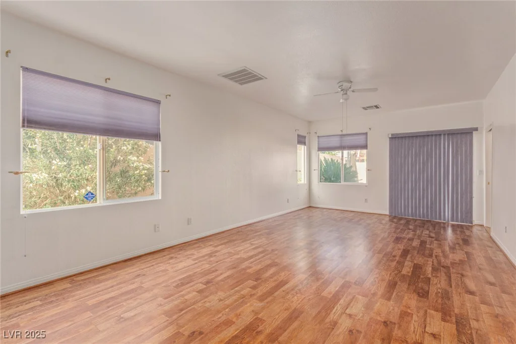 7820 Lonesome Harbor, Las Vegas, NV 89131