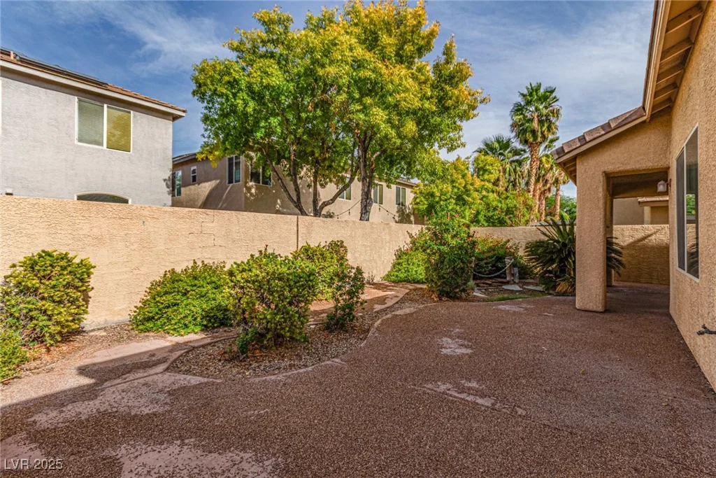 7820 Lonesome Harbor, Las Vegas, NV 89131