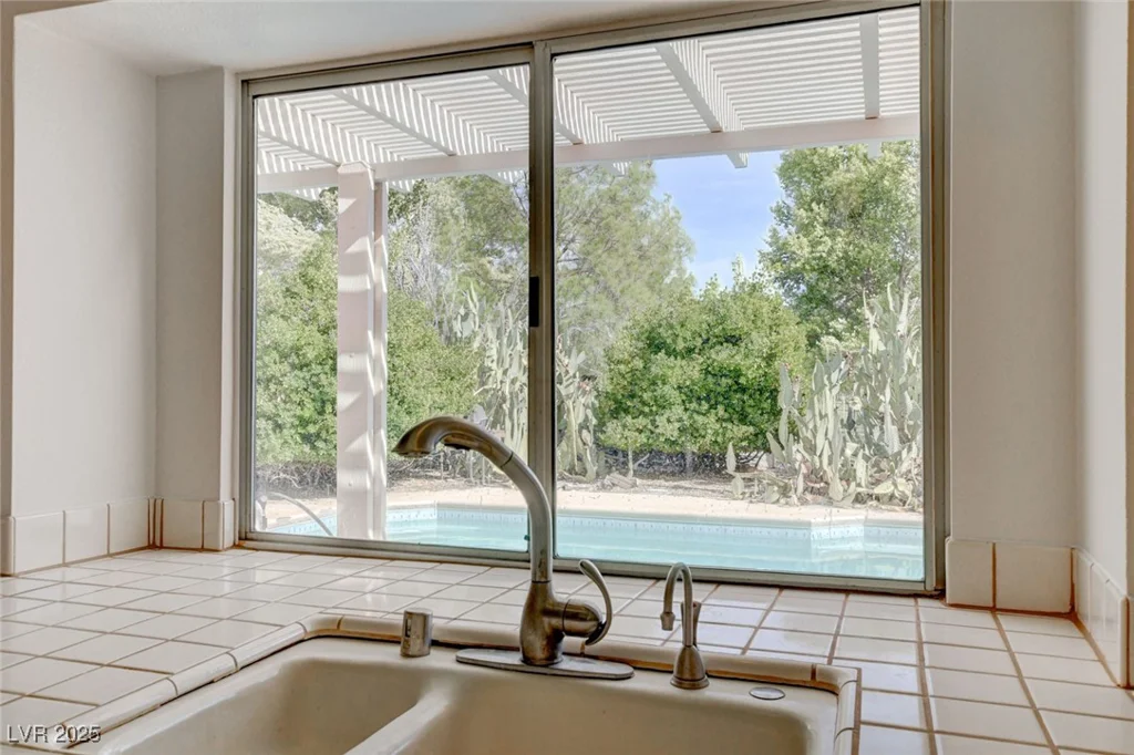 1616 Broadmoor, Boulder City, NV 89005