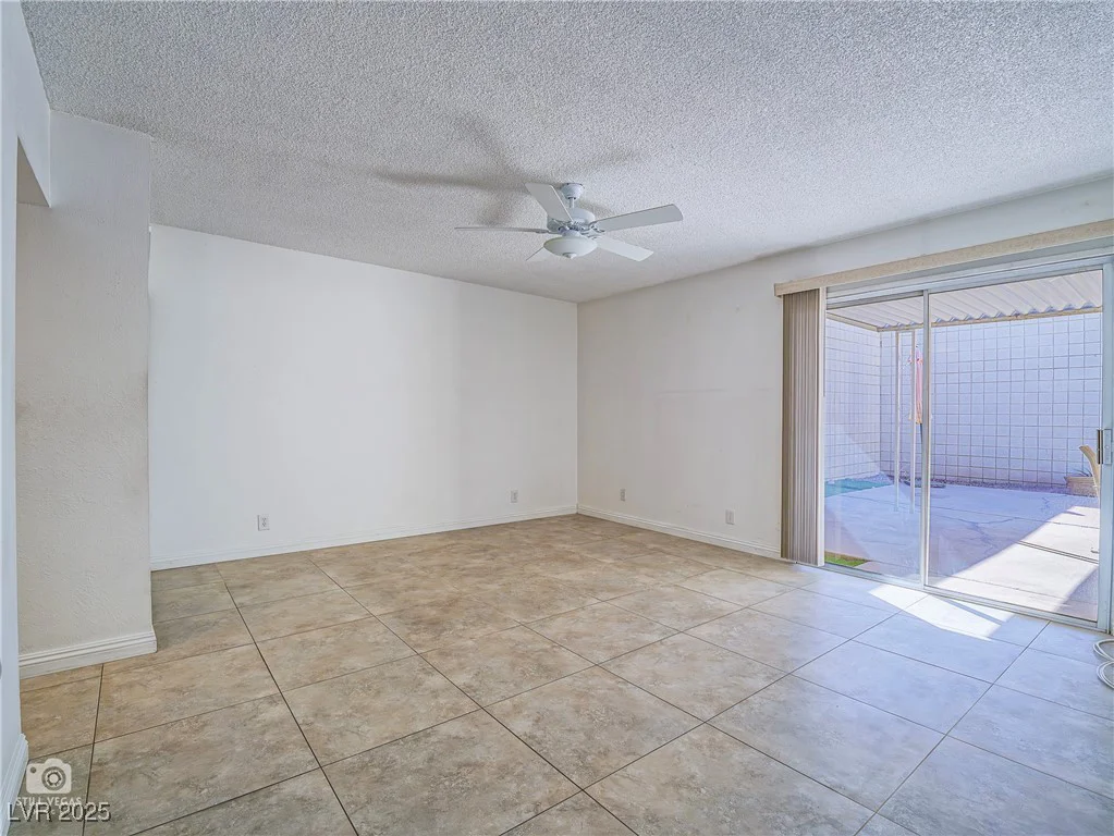 3251 Southridge, Las Vegas, NV 89121