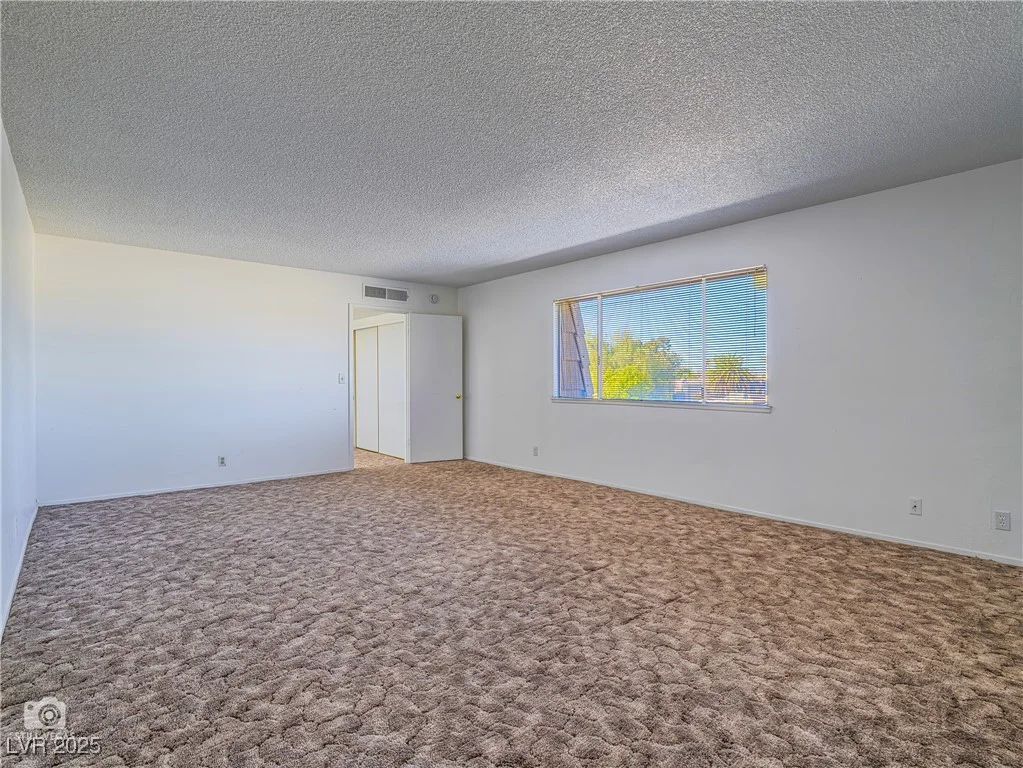 3251 Southridge, Las Vegas, NV 89121
