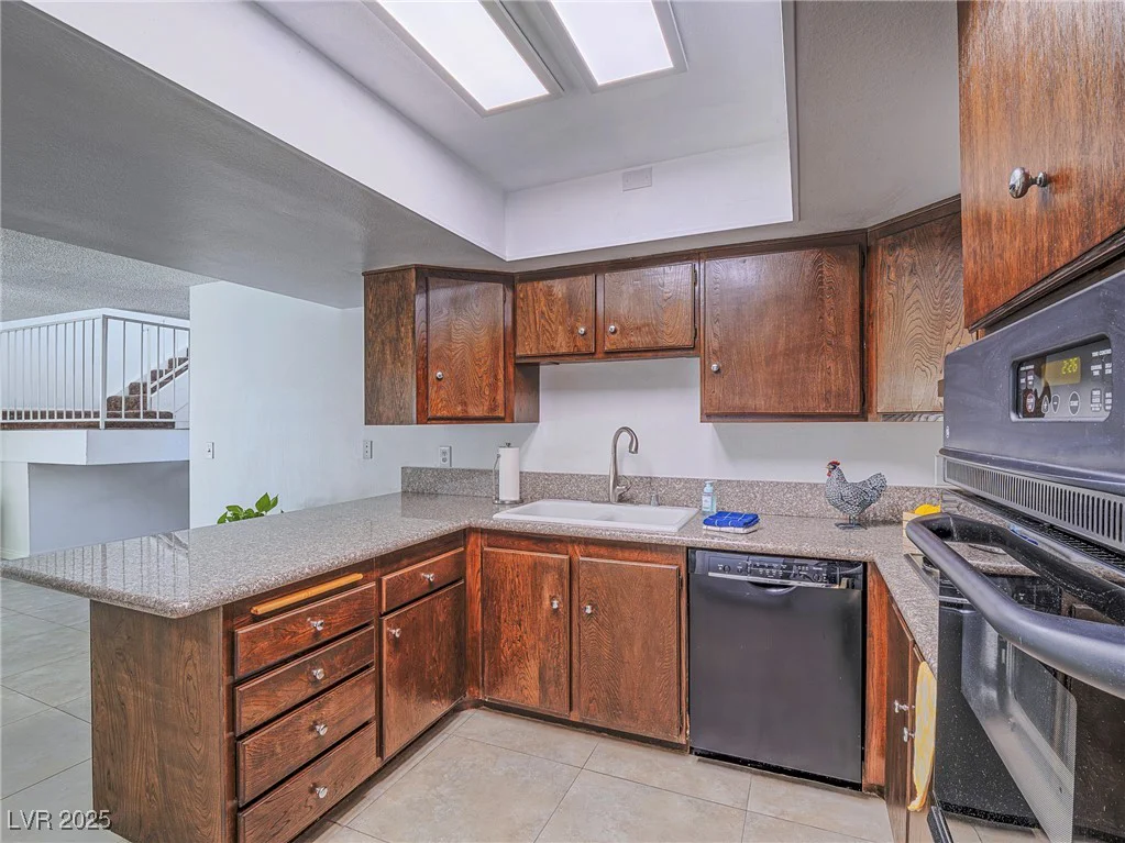 3251 Southridge, Las Vegas, NV 89121