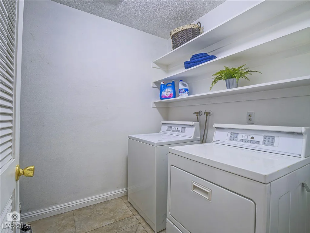 3251 Southridge, Las Vegas, NV 89121