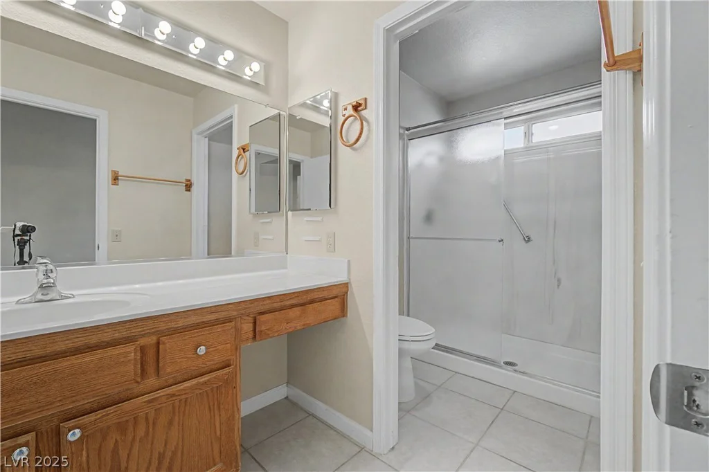 2728 Showcase, Las Vegas, NV 89134