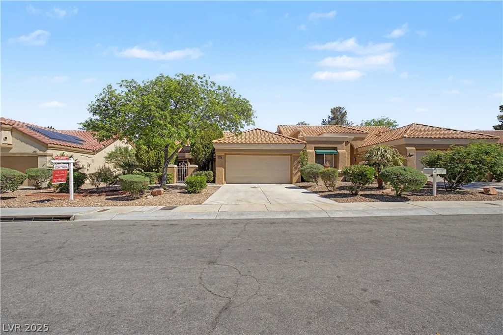 2728 Showcase, Las Vegas, NV 89134