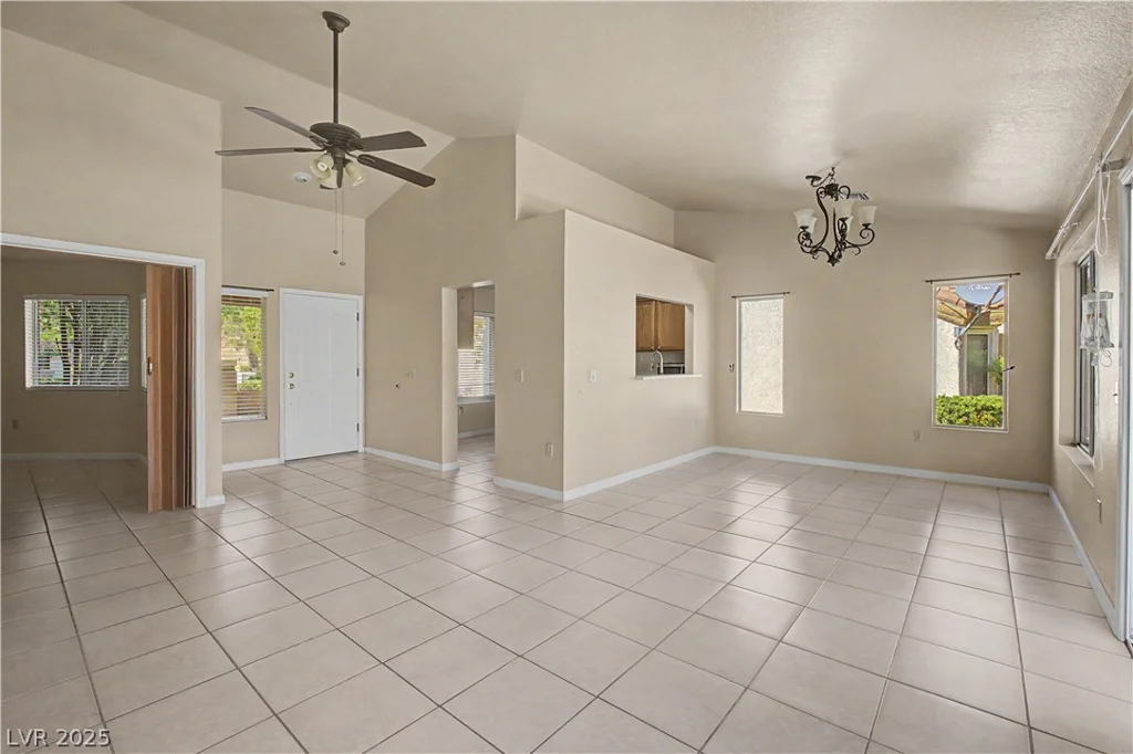2728 Showcase, Las Vegas, NV 89134