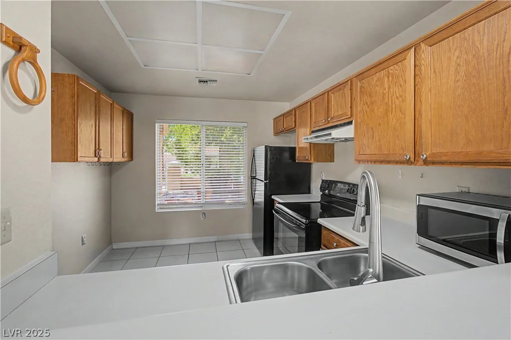 2728 Showcase, Las Vegas, NV 89134