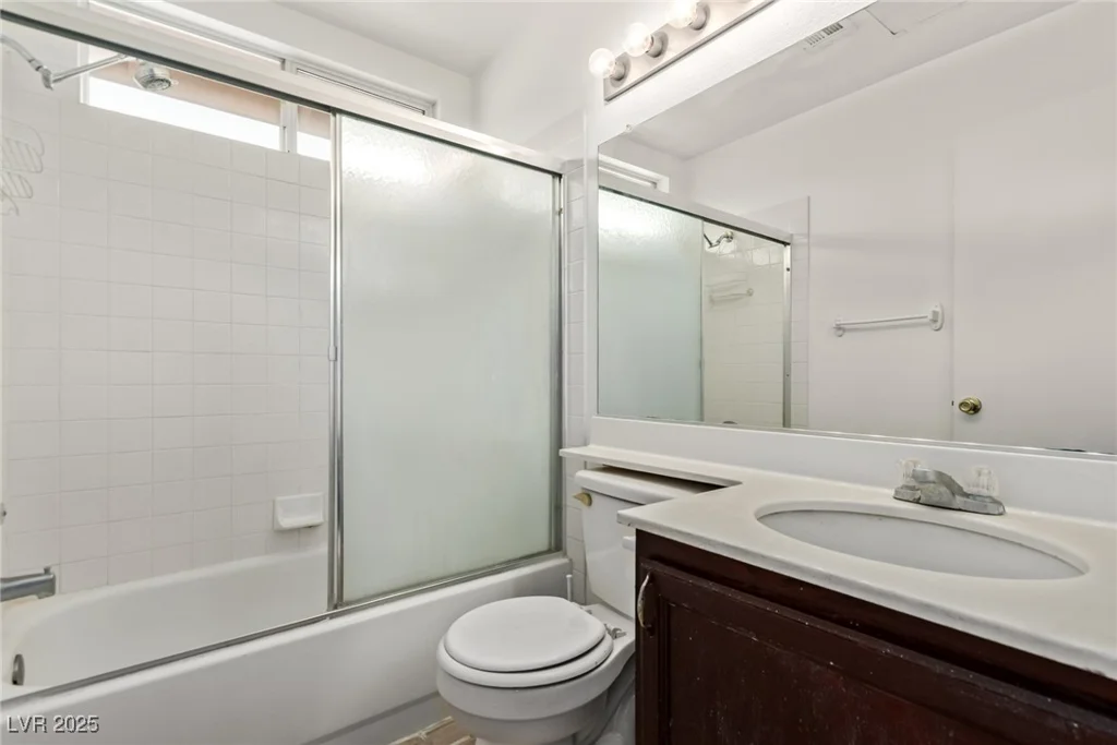 7954 Kentshire, Las Vegas, NV 89117