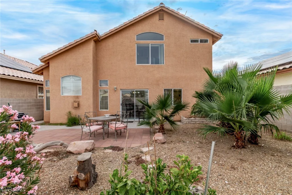 7954 Kentshire, Las Vegas, NV 89117