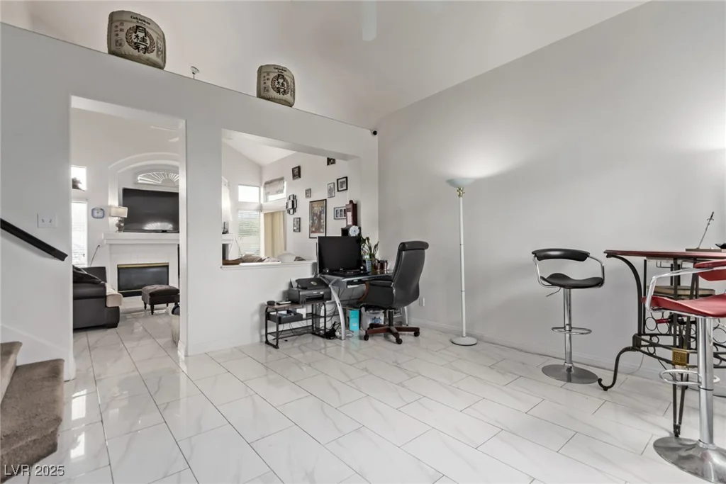 7954 Kentshire, Las Vegas, NV 89117